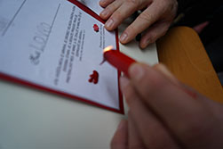 Izdelava božično novoletnih voščilnic s predlogami iz arhivskega gradiva